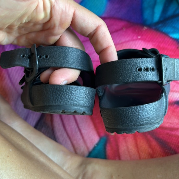 VGUC size 28 kids black rubber Birkenstocks - Picture 8 of 9